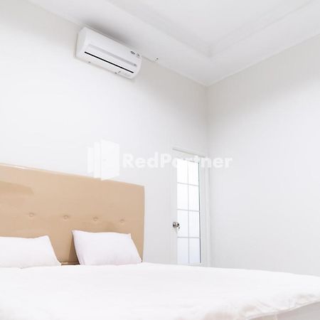 Wisma Narada 2 Lampung Mitra Reddoorz Бандар-Лампунг Экстерьер фото